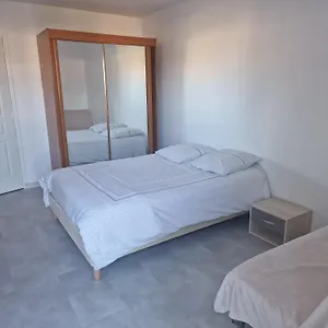 joli-appartement-centre-saint-raphael-piscine.fr-provencehotel.com/